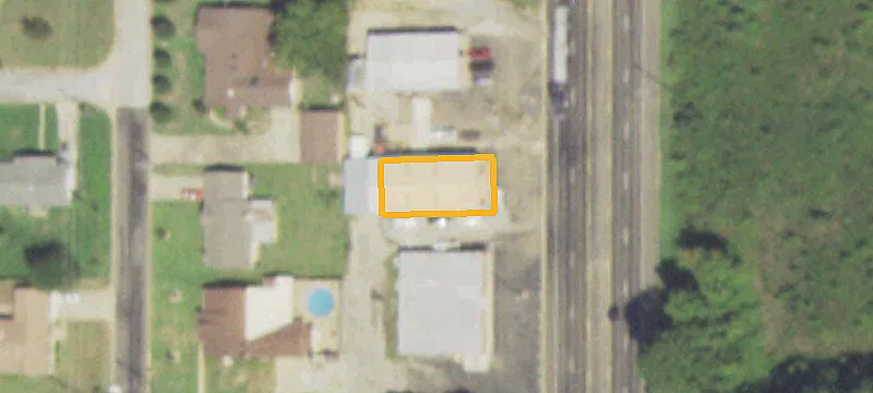 2407 Eastman Rd