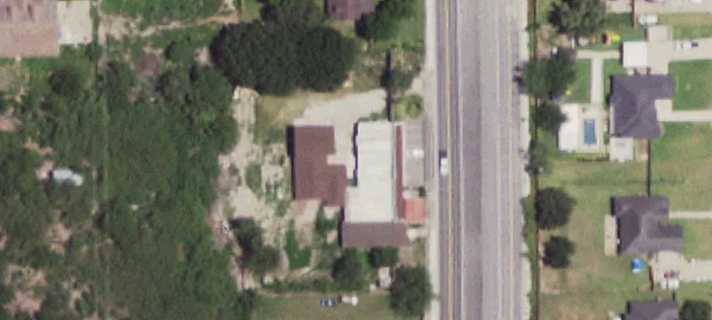 5607 Mile 6th W
