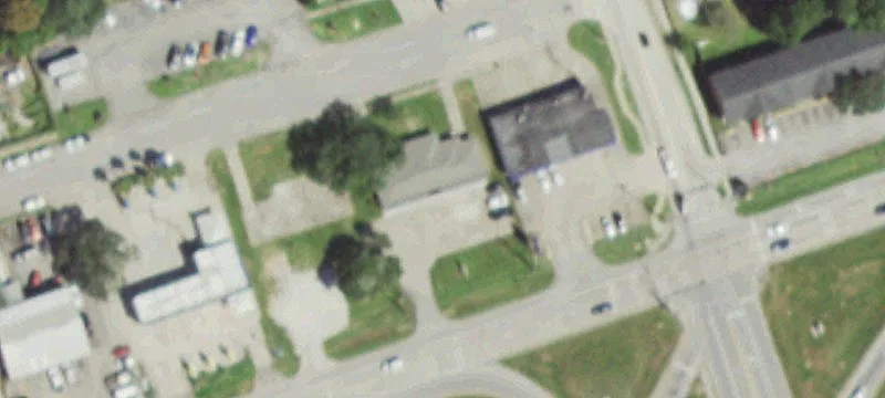 2626 Hwy 35th N Byp
