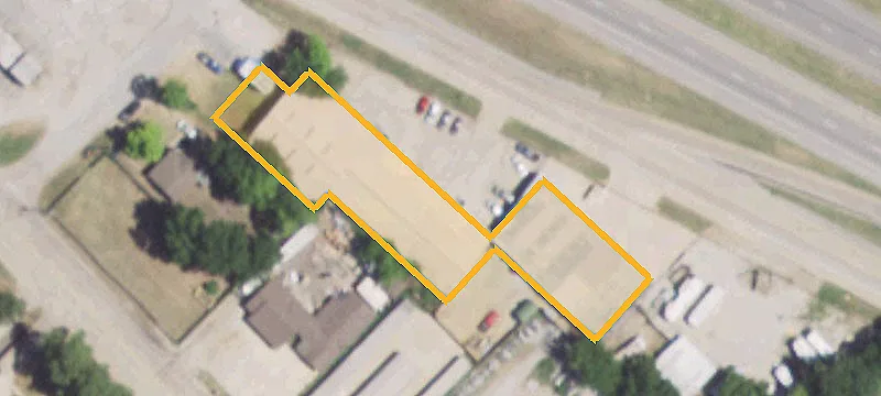 1305 Hwy 175