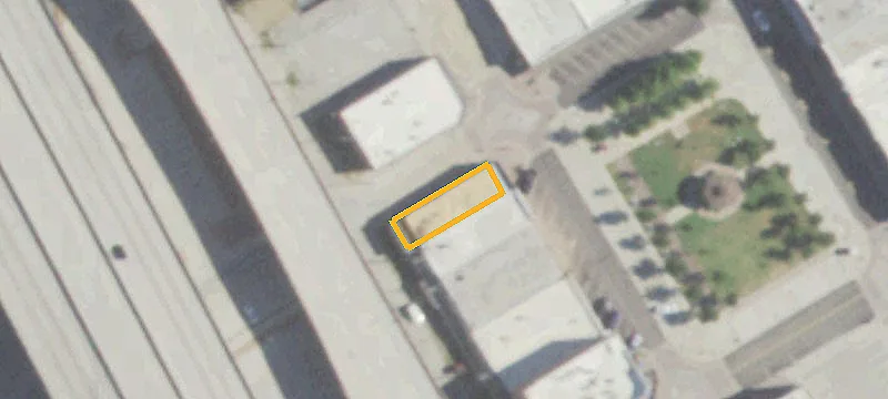 1100 Elm St