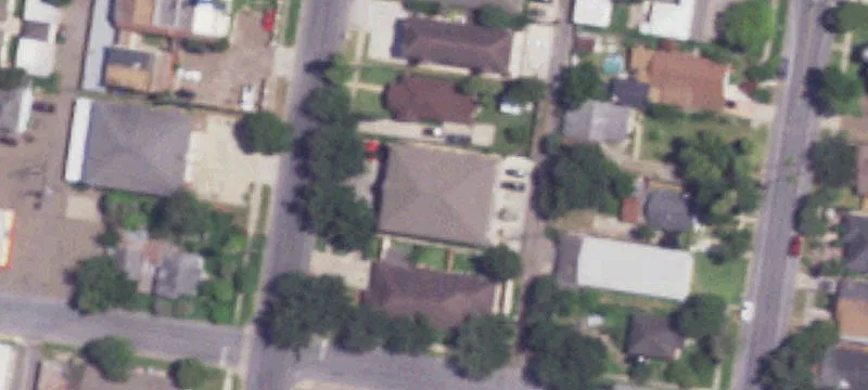 610 Broadway St