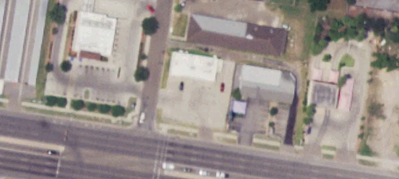 1723 University Dr