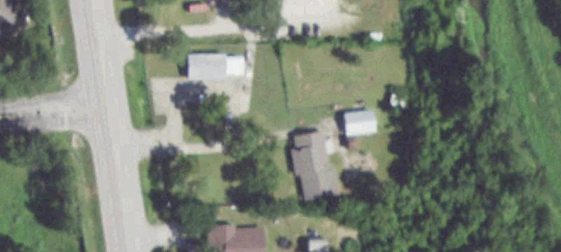 911 Main St