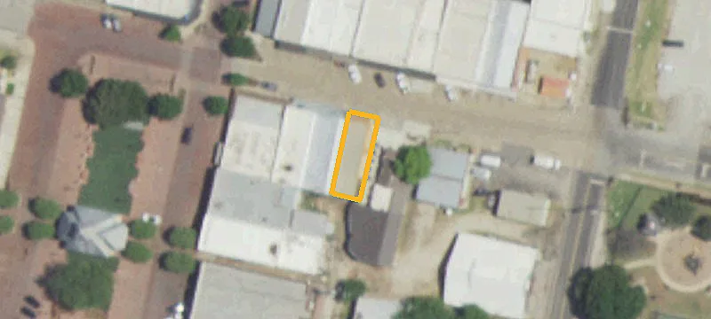 230 Pecan St