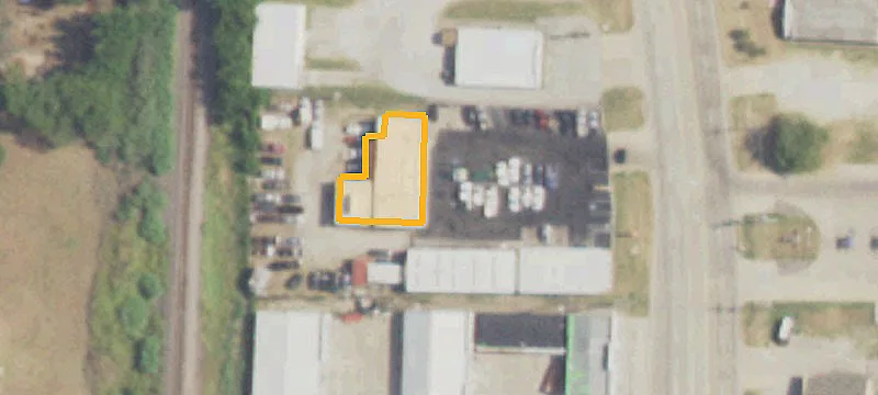 421 Main St