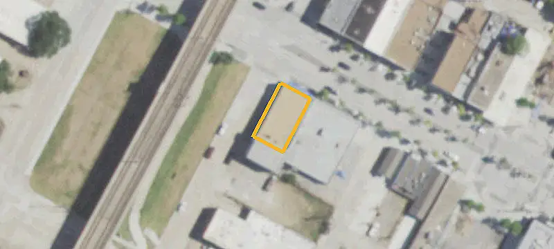 100 Main St