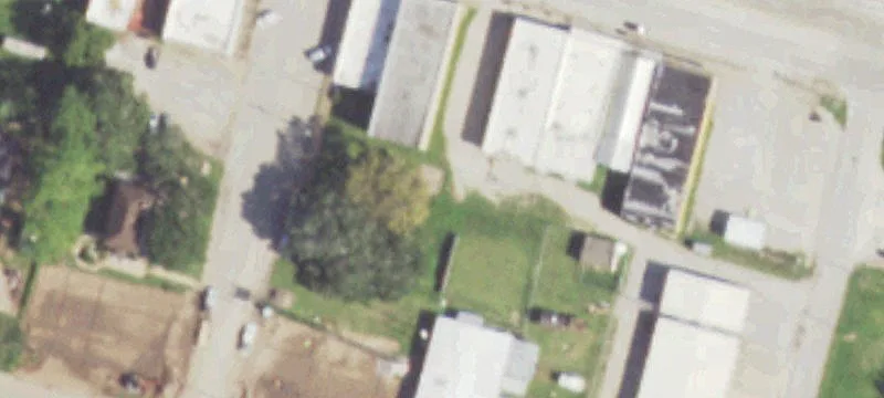 305 Brazos Ave
