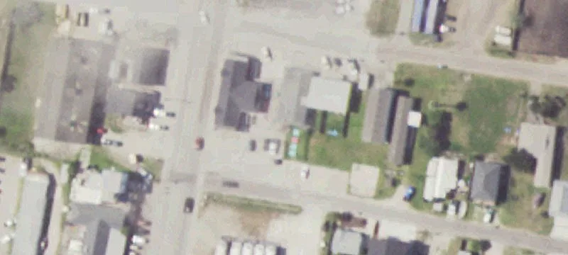 108 White Ave
