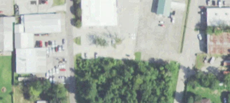 2105 Macarthur Dr