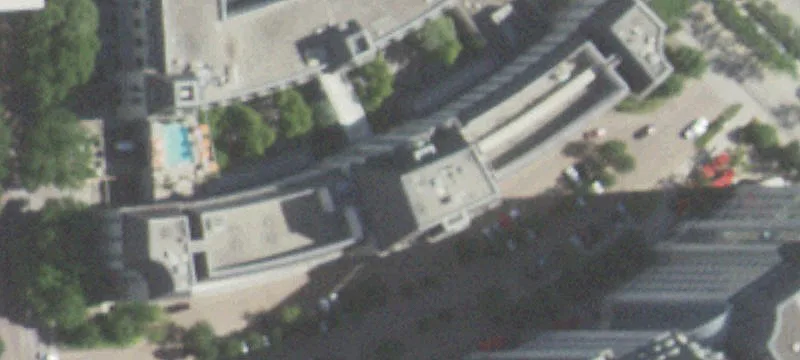 100 Cres Ct