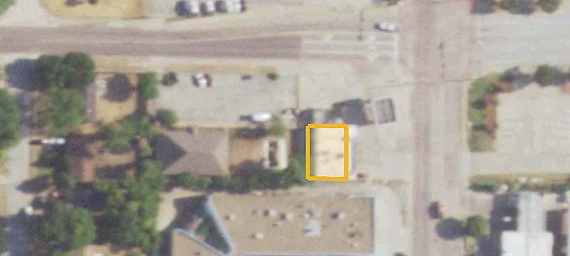109 Midway E Dr