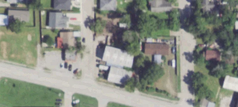 910 Main St