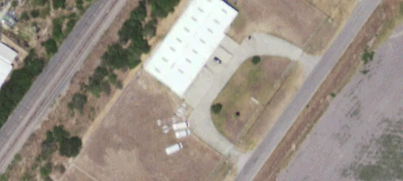 415 Industrial Ave