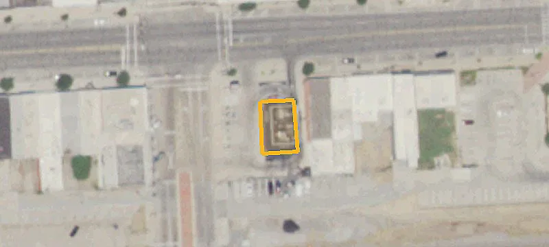 101 Main St