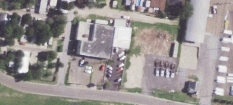 2736 Ash Ave