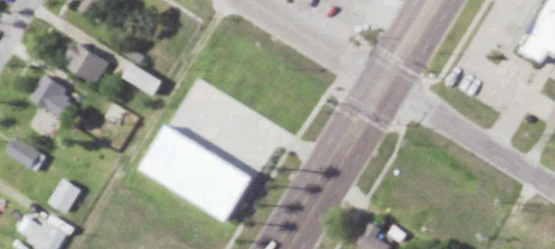 1112 Commercial St