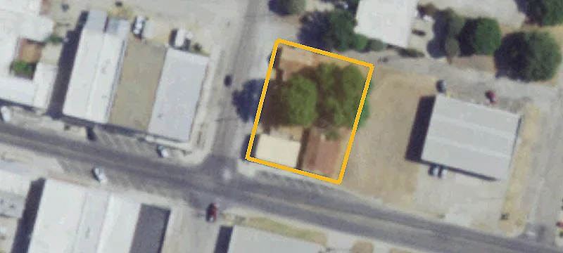 200 Roberts St