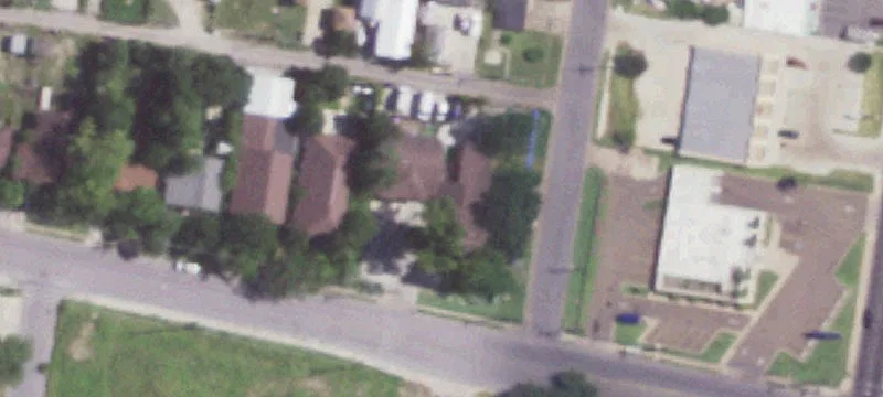 2404 Quince Ave