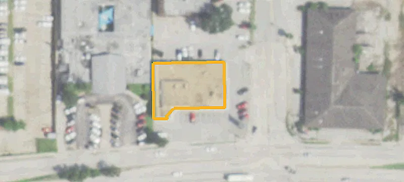 8800 Long Pt Rd