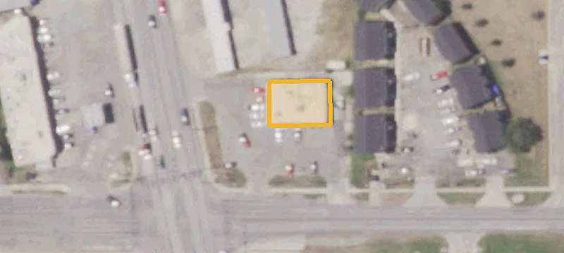 9222 Zarzamora St