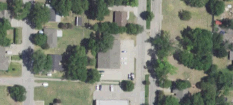 606 Ballard Ave