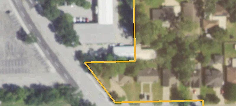 5621 Red Blf Rd