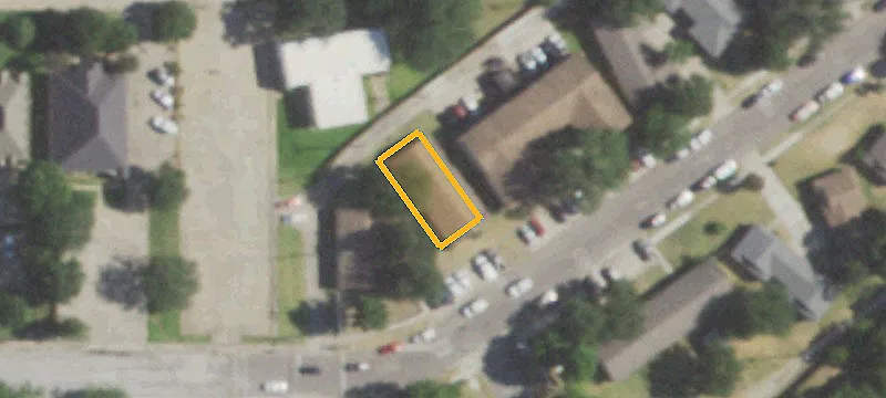 305 Fouts Ave