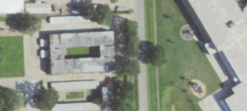 216 Lakeview Dr