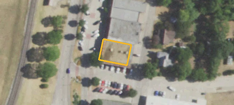 200 Main St