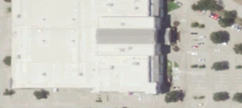 1900 Main St