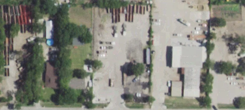 11305 Russell St