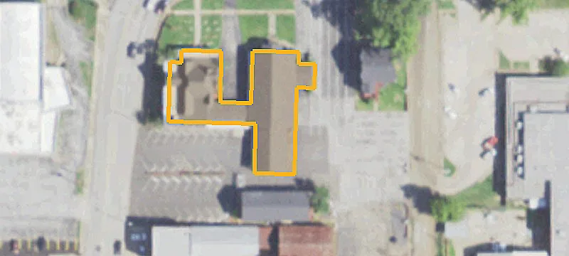 100 Travis St