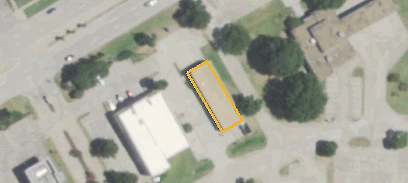 8488 Lakeview Pkwy