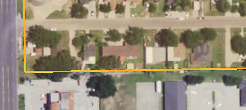 122 De Los Santos Ave