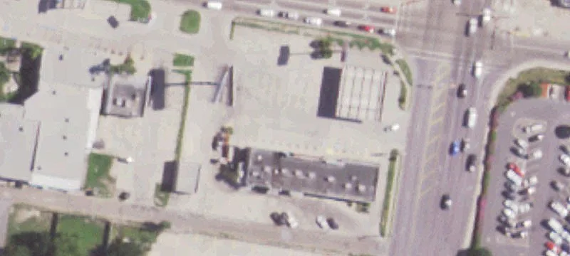 1200 Interstate 2nd 2