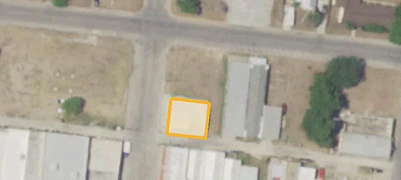 112 Pecan Ave