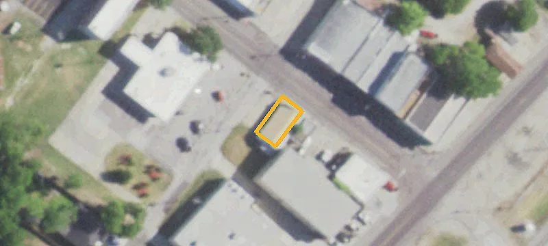 2402 Main St