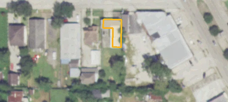 7352 Edna St