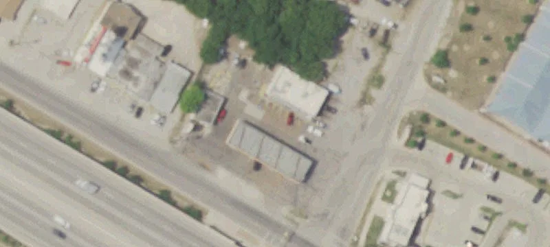 2475 Hwy 71st E
