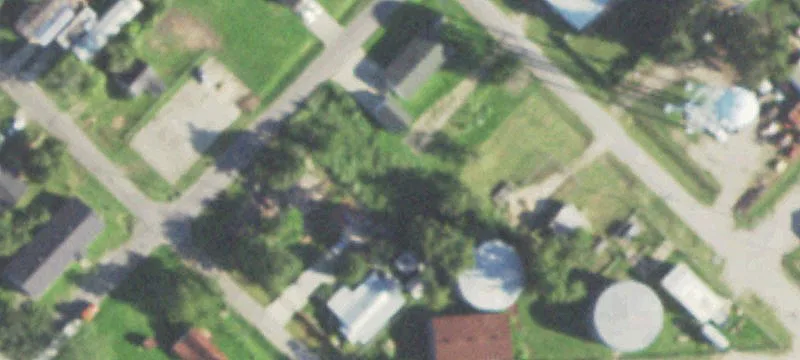 305 3rd St