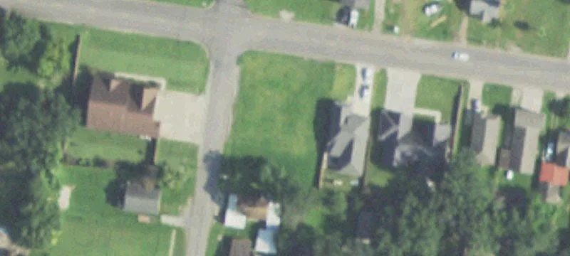 1005 Llano St