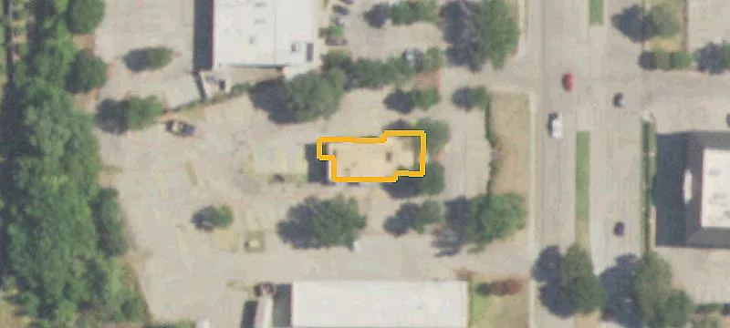 821 Macarthur Blvd