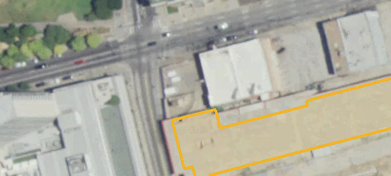2002 Commerce St