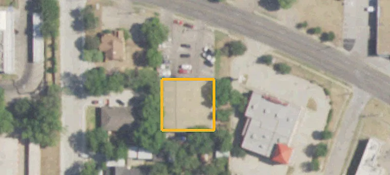 1212 Pioneer Dr