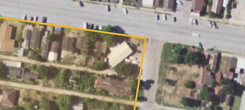 1001 Acacia Ave