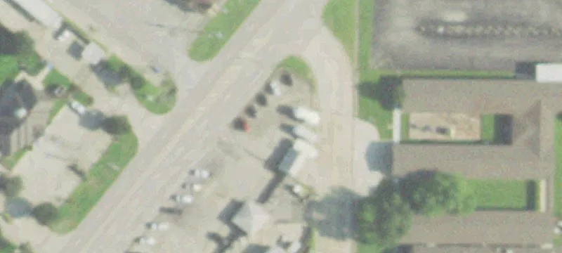 2901 Nederland Ave