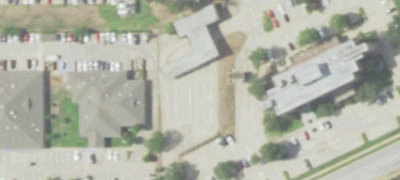 3301 Golden Rd
