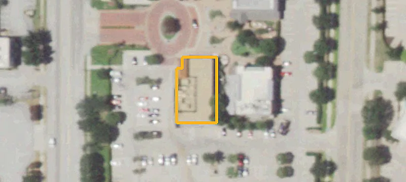 1295 Main St