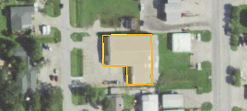 209 Flag Lk Dr